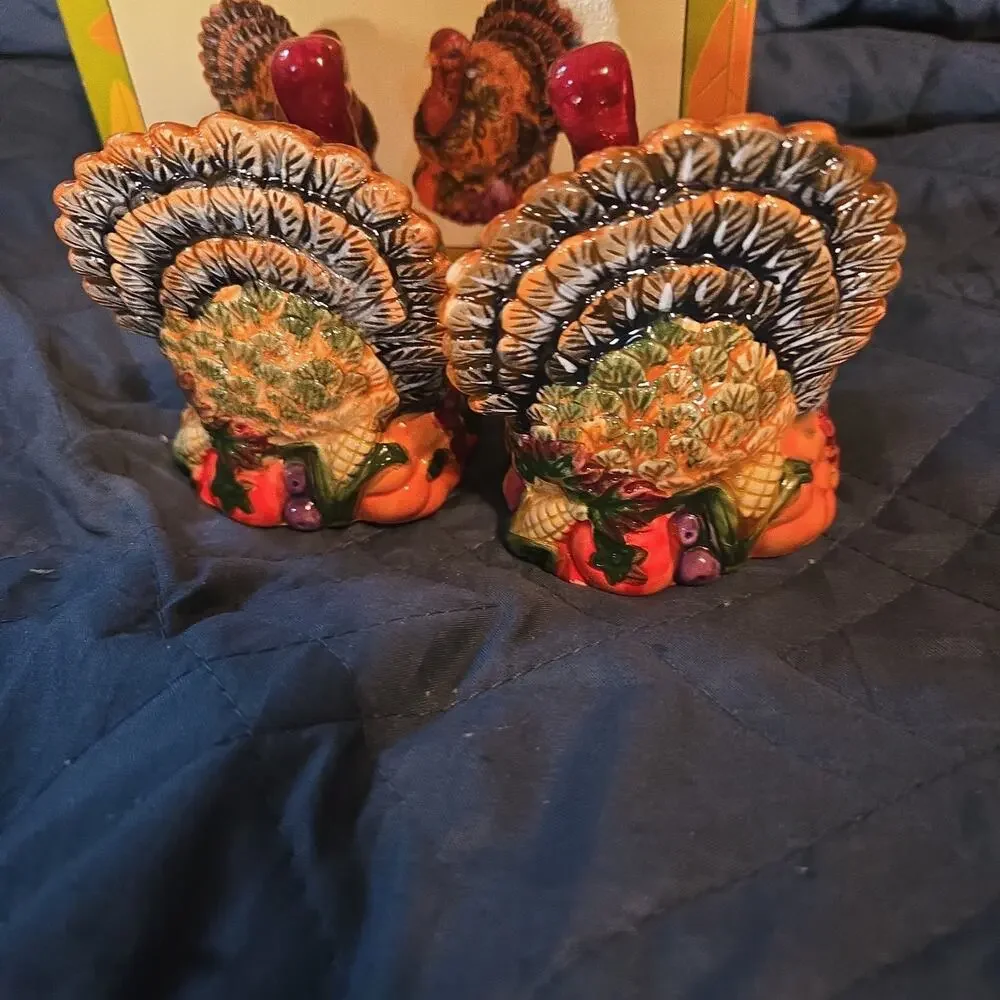 Vintage Shakers Turkey Set Ceramic